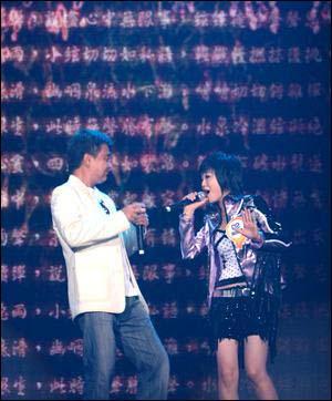 陈升强势助阵周晓晓 “绝响”舞台宛如慈父