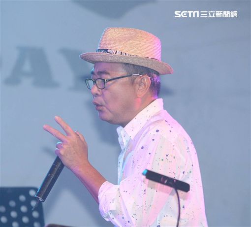 男歌手酒醉被洗劫？全身剩11塊…笑說去藍心湄餐廳吃免費
