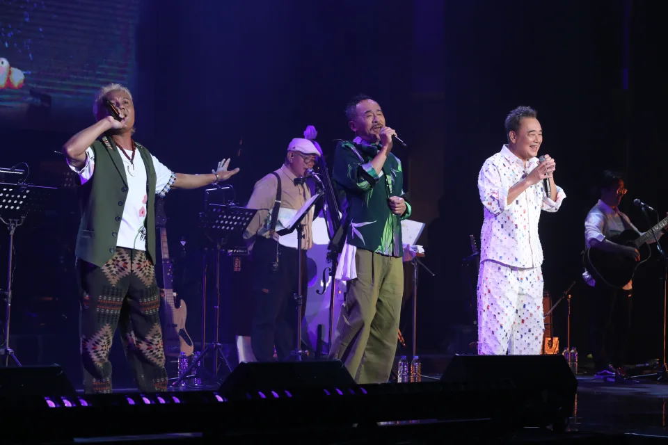 11.jpg 第30年跨年演唱會!陳昇台上為「他」留下男兒淚